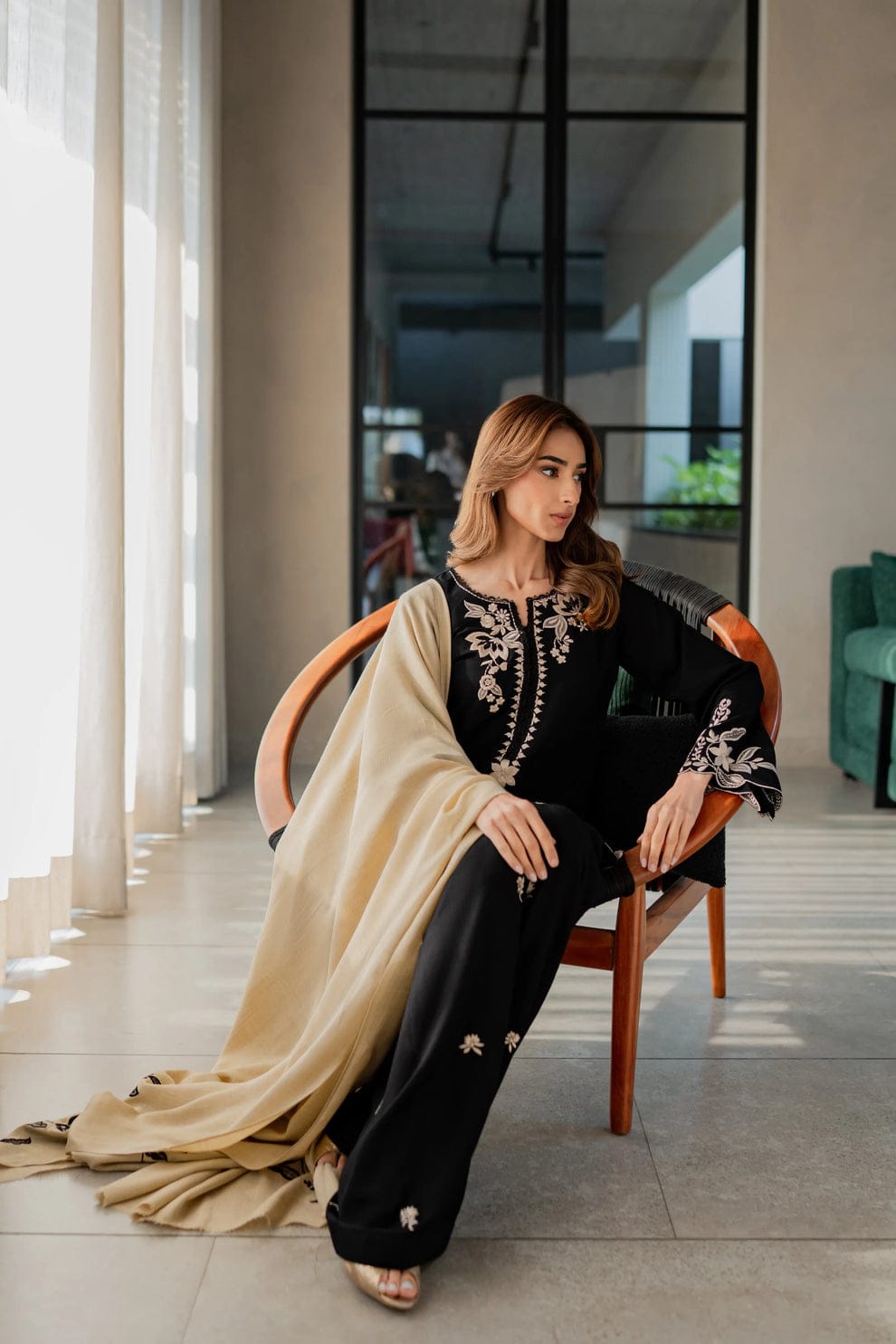 LAWN EMBROIDERED 3PC DF 2013